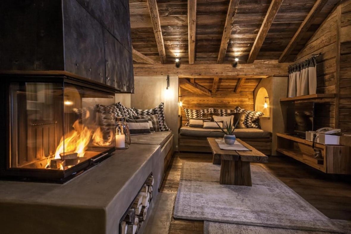 Arosa BelArosa Hotel's cosy lounge area