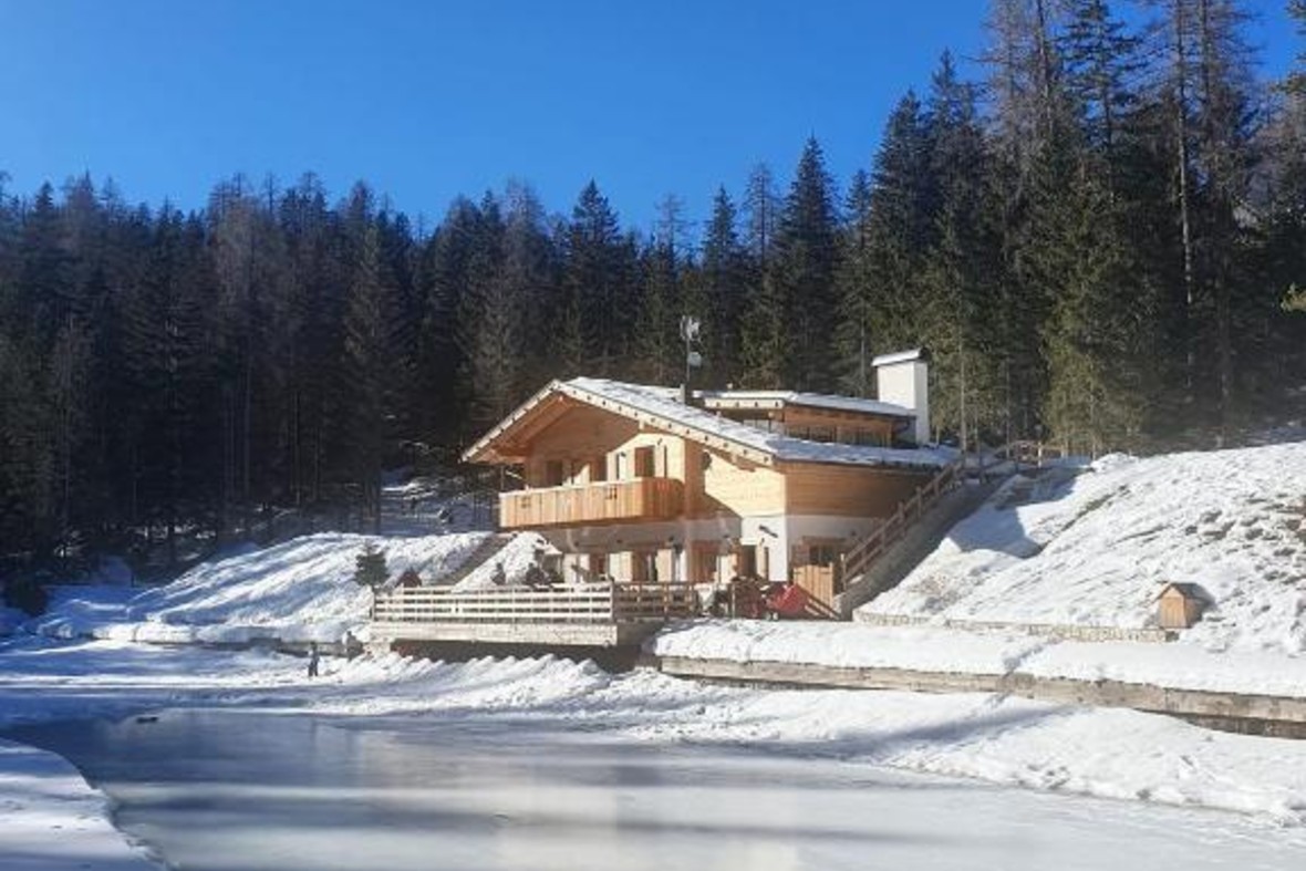 Rifugi Lago D'Ajal Cortina d'Ampezzo