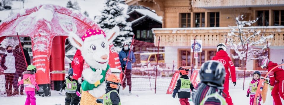 Gstaad-Winter-Ski-School-Kids-Group