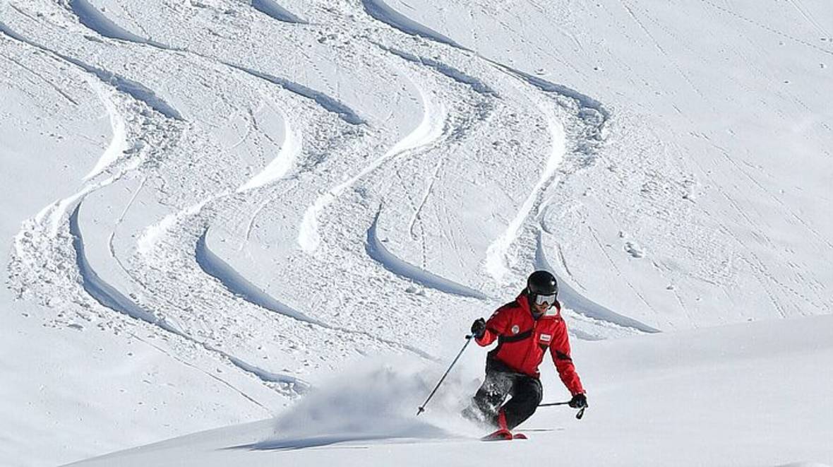 Guiding Off-Piste © Flumserberg Ski School
