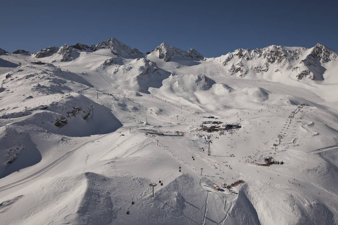 Innsbruck Ski Areas - Stubaier Glacier